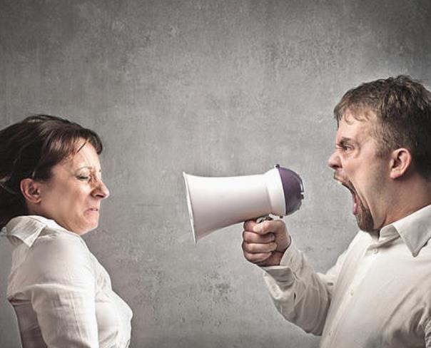 隔夜美股 | 美联储维持利率不变 三大指数涨跌不一 英伟达(NVDA.US)上涨2.14%