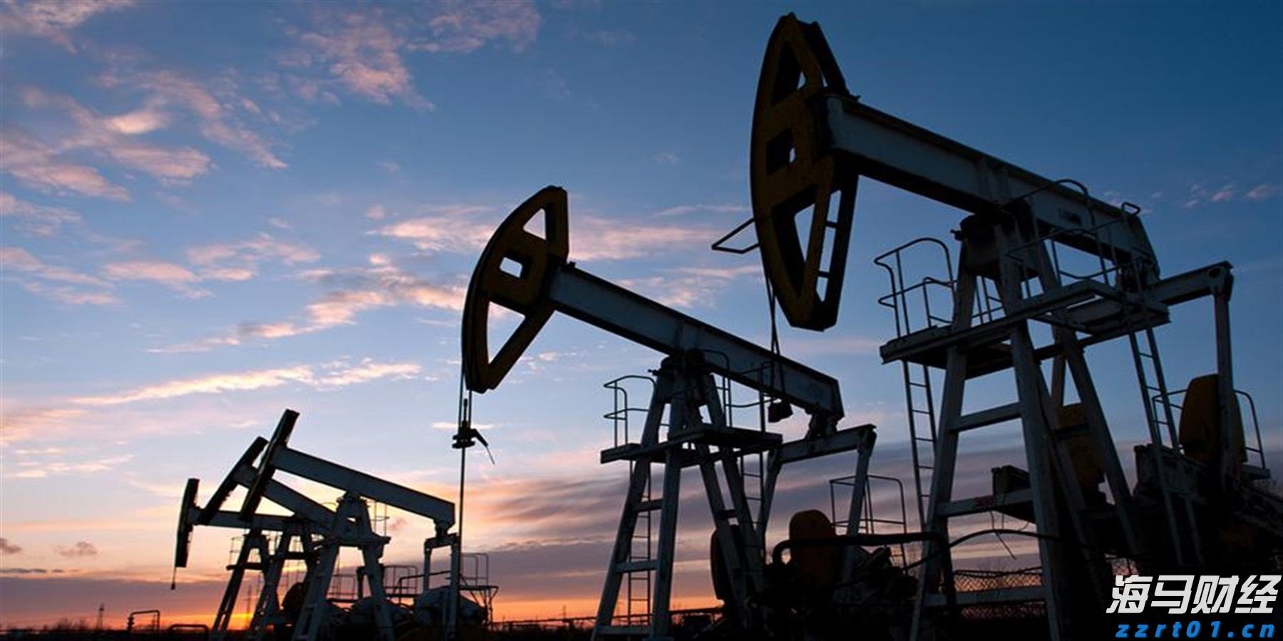 港股收盘(08.01) | 恒指下跌1.07% 稳定币概念显著回落 英诺赛科(02577)暴涨30%